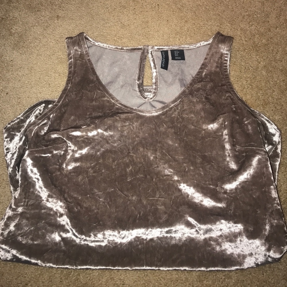 Crushed velvet top